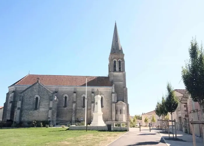 Centre Town House Free Wifi Montembœuf